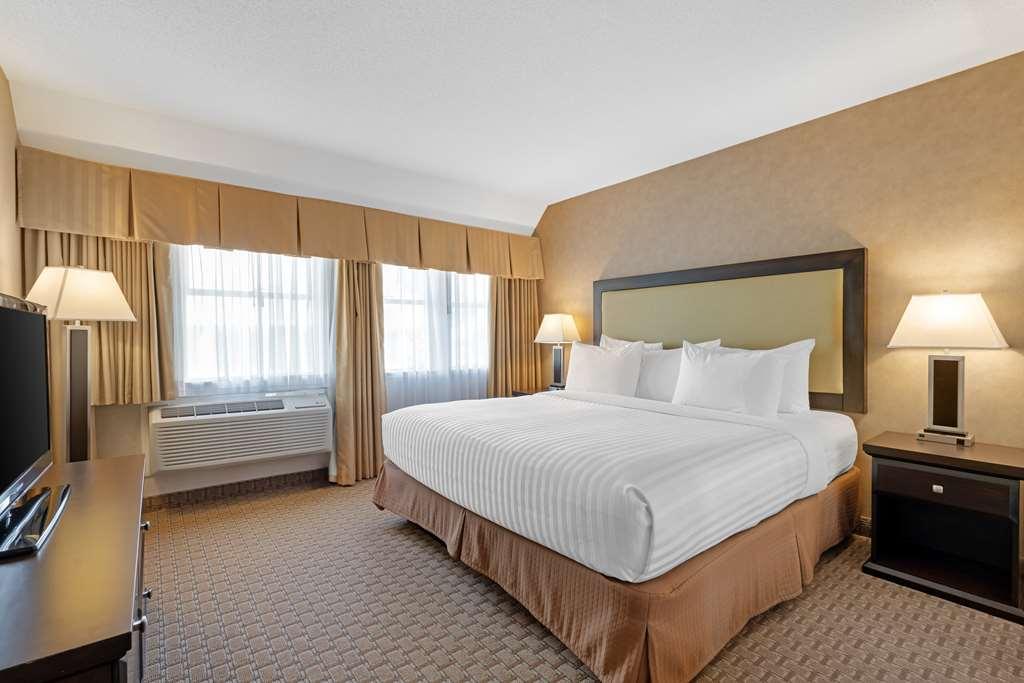 Best Western Plus Emerald Isle Hotel Sidney Habitación foto