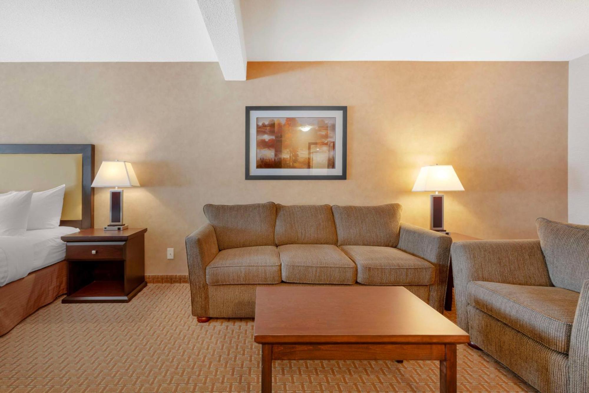 Best Western Plus Emerald Isle Hotel Sidney Exterior foto